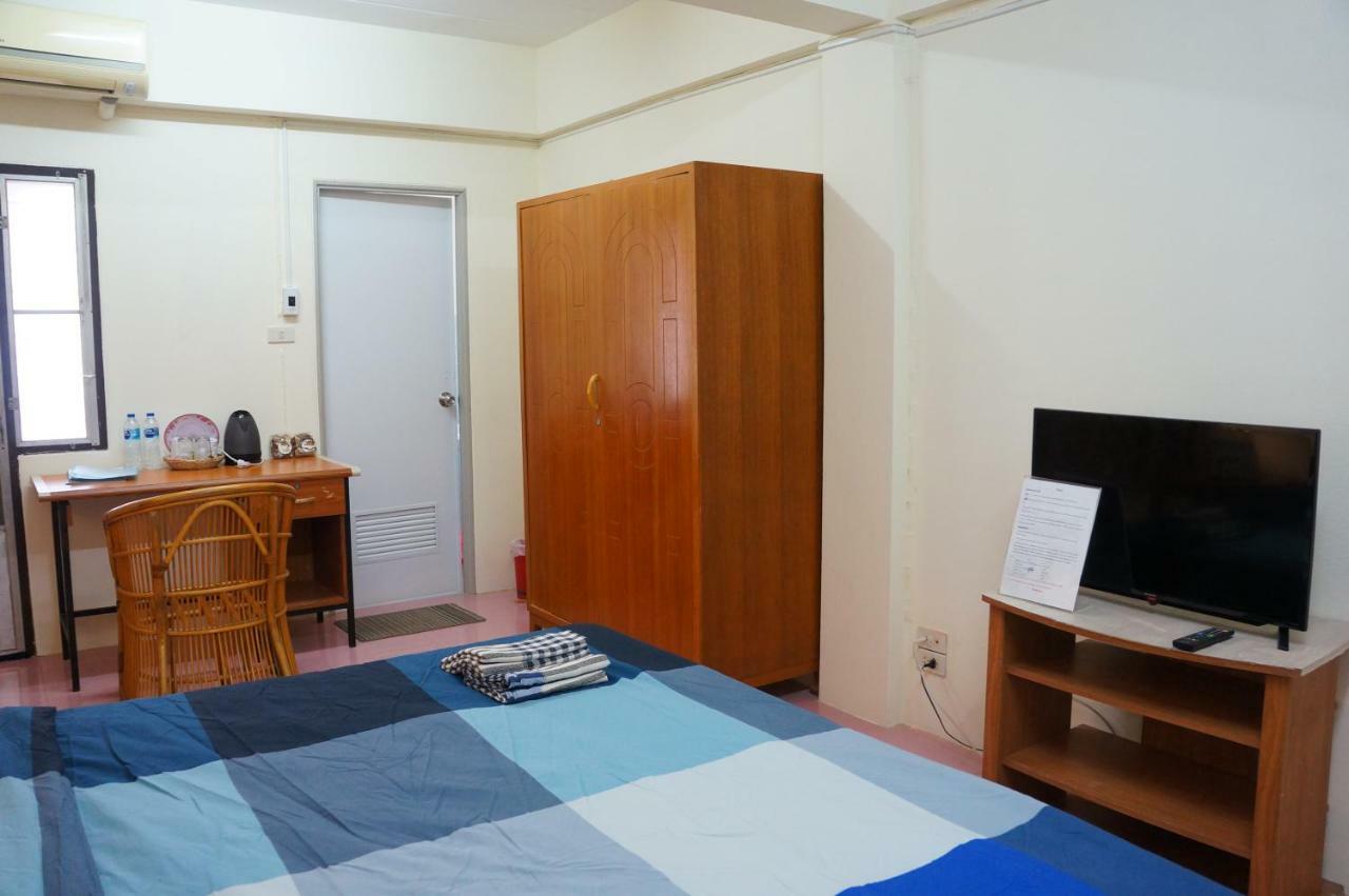 Wan Home Бангкок Экстерьер фото